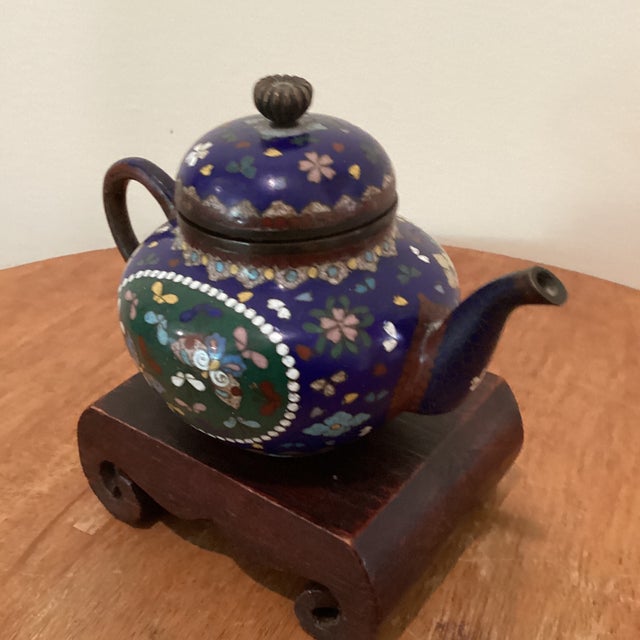 Antique Japanese Cloisonné Meiji Period Teapot Phoenix Motif, Blue Enamel Body on Wood Base For Sale - Image 12 of 12