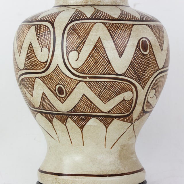 Vintage Tribal Pattern Ceramic Ginger Jar Table Lamps - a Pair For Sale - Image 12 of 13