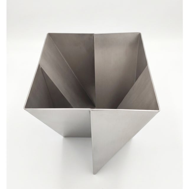 Not Yet Made - Made To Order Robert Wyatt Vase by Dario Nasuti For Sale - Image 5 of 7