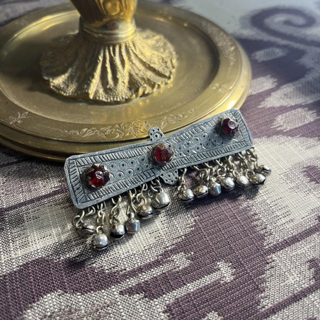Afghan Hair Clip in Metal and Crystal, Asia, 1950s For Sale - Image 3 of 18