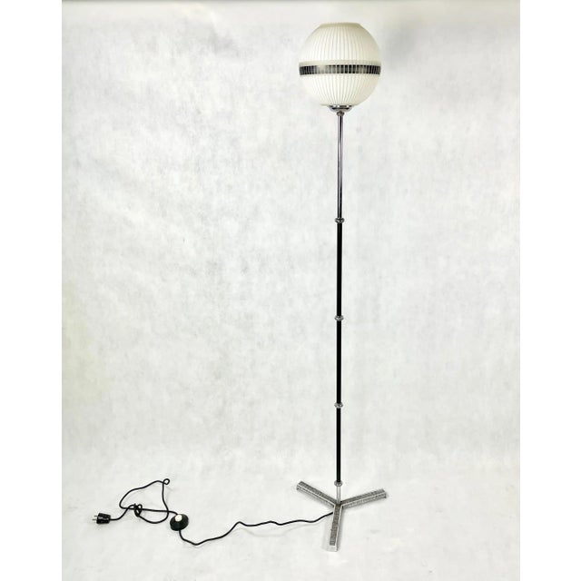 Mid-Century Modern Vintage German Floor Lamp, 1950s For Sale - Image 3 of 9