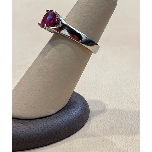 3.5 Carat Cushion Treated Ruby 14 Karat White Gold Ring For Sale - Image 13 of 18
