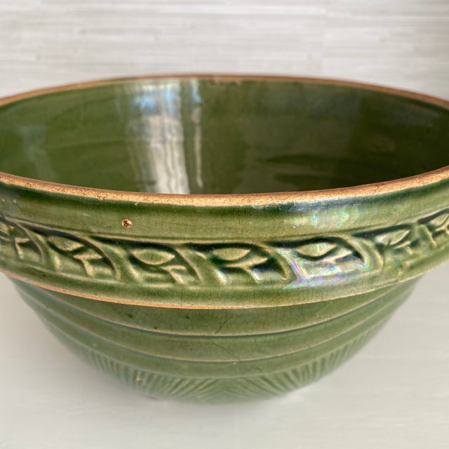 1920s Vintage McCoy Sunburst Pottery Mixing Bowl in Green Glaze For Sale - Image 5 of 12