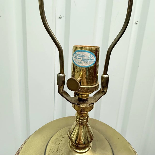 Dark Green Vintage Oriental Accents Table Lamp - Hand-Painted Porcelain Design For Sale - Image 8 of 12