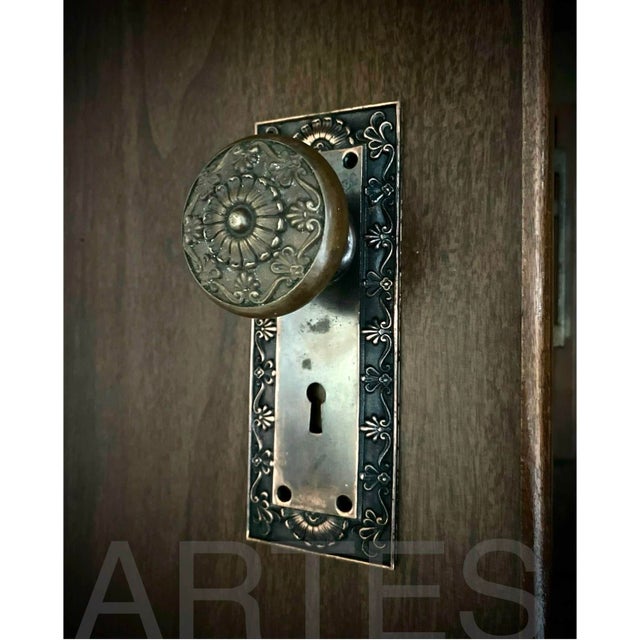 Antique American Bronze Door Knobs With Door Plates - 5 Pieces For Sale - Image 9 of 9