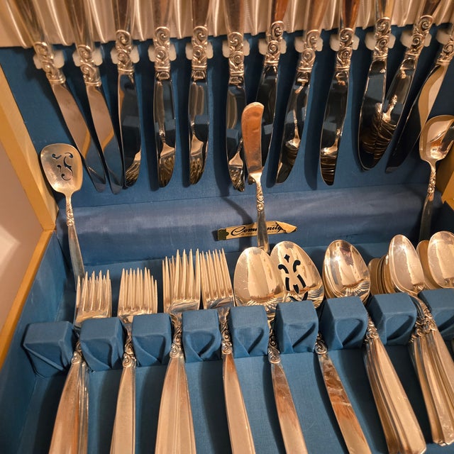 Complete 12 Places Settings Plus Extras South Seas Art Nouveau Silverplate Flatware - Set of 73 For Sale - Image 10 of 16