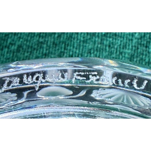 Mid-Century Modern Lalique Crystal Art Glass Vintage Cigar Ashtray, Tokyo Pattern Frosted Florals & Roundels For Sale - Image 3 of 7