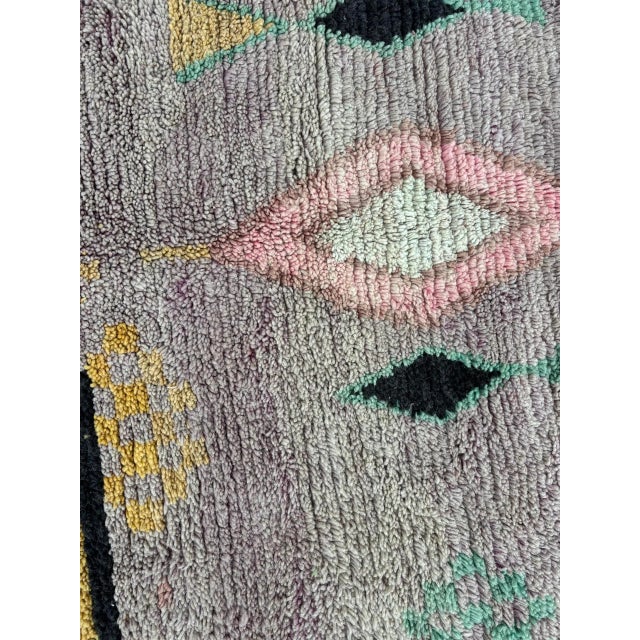 Moroccan Boujad Berber Rug For Sale - Image 9 of 10
