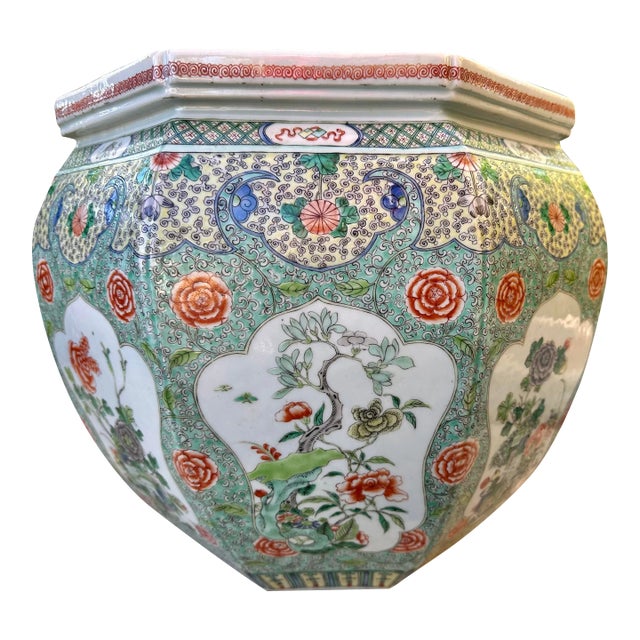 Antique Chinese Famille Verte Porcelain Jardiniere, Qing Dynasty, 18th Century For Sale
