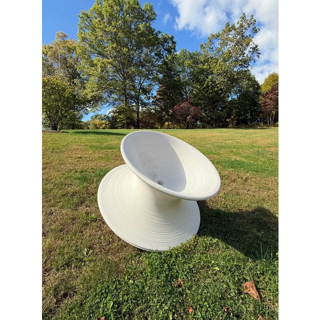 Contemporary Magis Spun Chair by Thomas Heatherwick – Iconic Modern Italian Design For Sale - Image 3 of 6