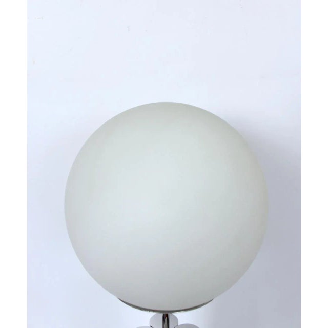 1960s Quadrilobed Polished Aluminum Table Lamp with Frosted Globe Attributed to Robert Sonneman for George Kovacs For Sale - Image 10 of 12