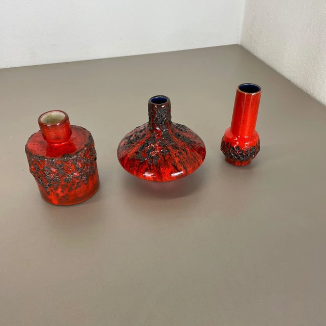 German Studio Pottery Vase Objects in Red Black Ceramic from Otto Keramik, 1970, Set of 3 For Sale - Image 4 of 18