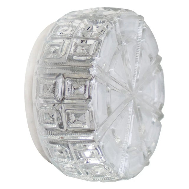 Mid-Century Modern Sconce in Round Clear Glass For Sale - Image 8 of 8