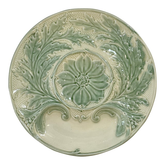 French Majolica Artichoke Playe in Green and Off-White, by Gien For Sale
