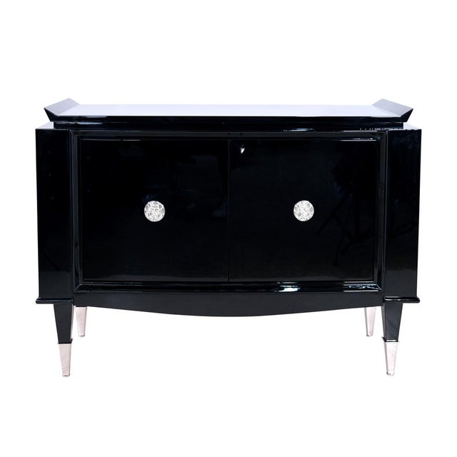 Art Deco Sideboard in Black High-Gloss Lacquer with Chrome Sabots and Chrome Fittings, 1940s For Sale - Image 9 of 9