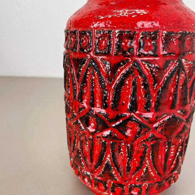 Large Fat Lava Pottery Vase from Bay Ceramics, 1970s For Sale - Image 11 of 18