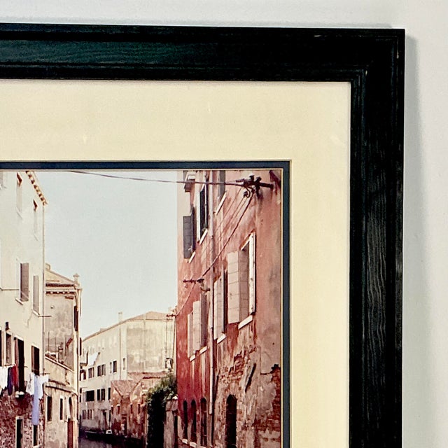 1980s Vintage Italian Boho Chic Cityscape Residential Canal Framed Photography, Laundry Day. For Sale - Image 11 of 13