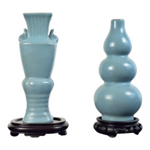 A Set of a Chinese Porcelain Ru Yao Huluping and a Fengweizun