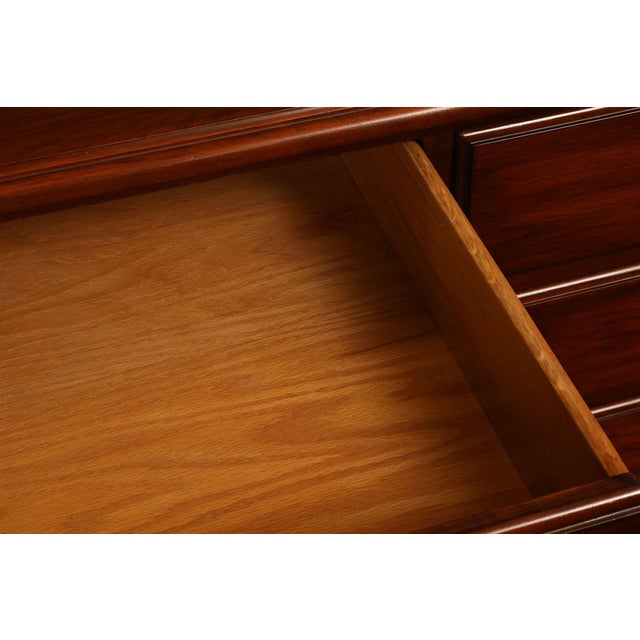 Henkel Harris Virginia Galleries Cherry 9 Drawer Dresser For Sale - Image 9 of 18