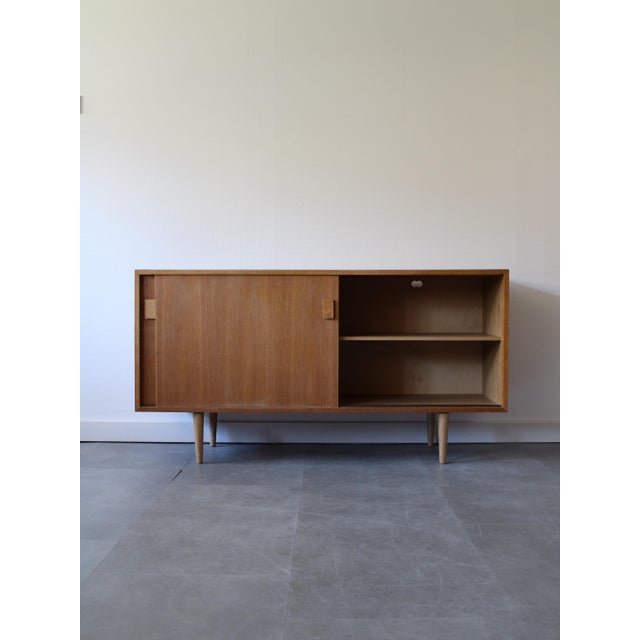 Vintage Danish Sideboard in Oak, 1960s, in Good conditions. Designed 1960 to 1969