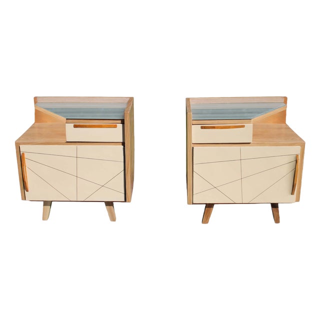 Vintage Nightstands in Oak, 1950s, Set of 2 For Sale