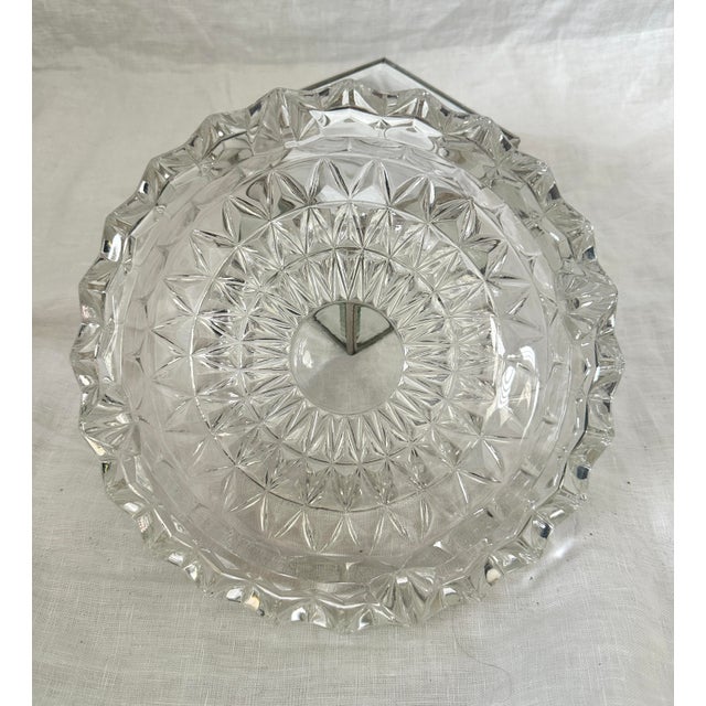 Vintage Libbey clear glass Ashtray. Perfect on a coffee table as a catchall or display candy etc. very heavy. 8in round x...