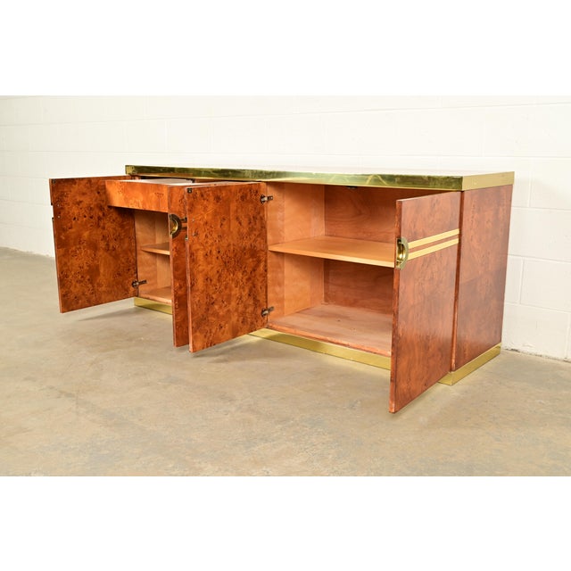 Pierre Cardin Mid-Century Modern Burl Wood and Brass Sideboard Credenza, 1970s For Sale In South Bend - Image 6 of 18