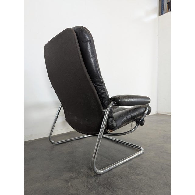 Leather Lounge Chair from Stressless, 1970s For Sale - Image 6 of 8