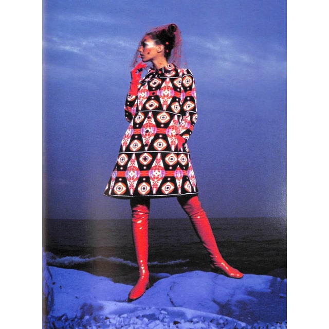 "Oscar De La Renta: Inspiration Et Style d'Un Grand Couturier Americain" 2002 Mower, Sarah For Sale - Image 4 of 11