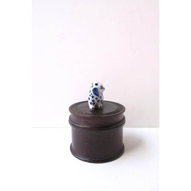 Jewelry Trinket Box With Porcelain Dog Blue and White, Mid-20th Century For Sale - Image 11 of 13
