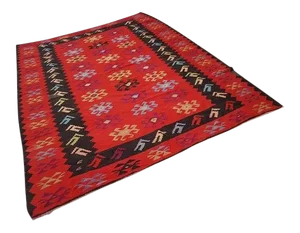 1970s Vintage Turkish Kilim Rug - 7′3″ × 9′4″