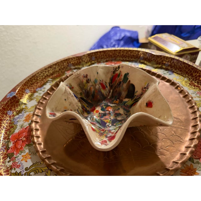 Dino Martens Mid-Century Modern Vintage Murano Style Pottery "Tutti Frutti" Art Folded Bowl - Confetti Splatter, Signed by Dino Martens For Sale - Image 4 of 7