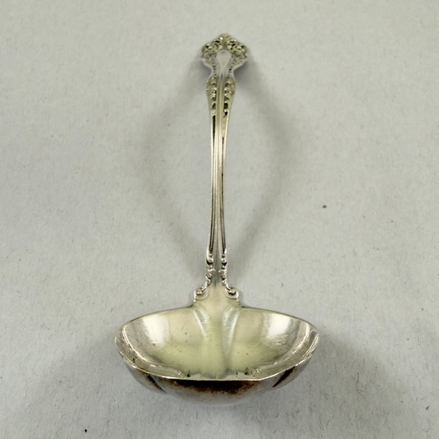 1900s Alvin Sterling Silver Florentine Pattern Small Sauce or Gravy Ladle For Sale In Philadelphia - Image 6 of 11