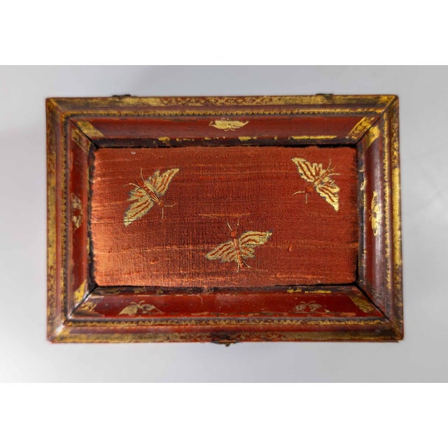 19th Century English or French Red Lacquer Gilt Chinoiserie Sewing Box For Sale - Image 9 of 16
