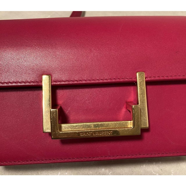 Contemporary Yves Saint Laurent Pink Leather Small Lulu Bag For Sale - Image 3 of 12