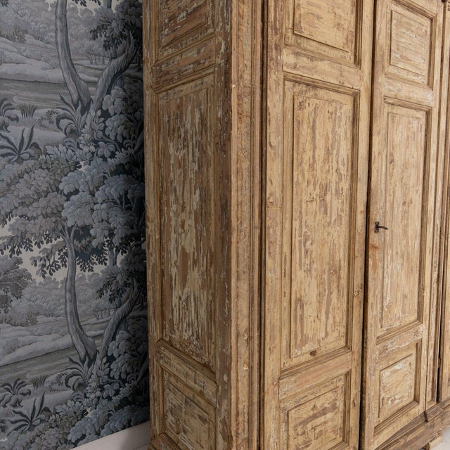 18th C. Italian Housekeeper's Cupboard in Original Paint For Sale - Image 16 of 17