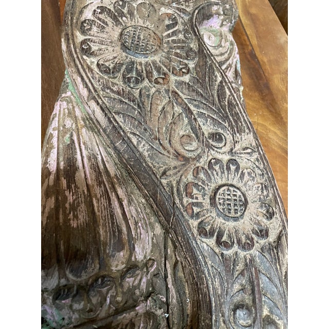 1920s Vintage Hand Carved Corbel Whitewash Wooden Architectural Corbel Bracket For Sale - Image 5 of 5