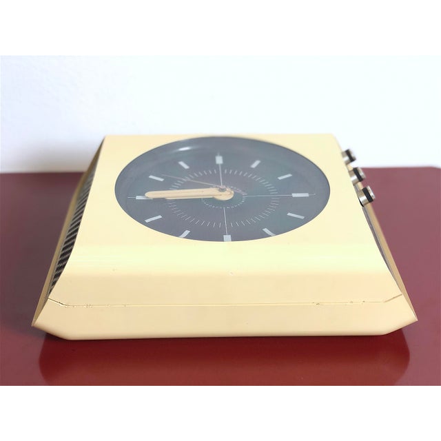 Europhon H10 Radio with Clock from Adriano Rampoldi, Italy, 1960s For Sale - Image 4 of 9
