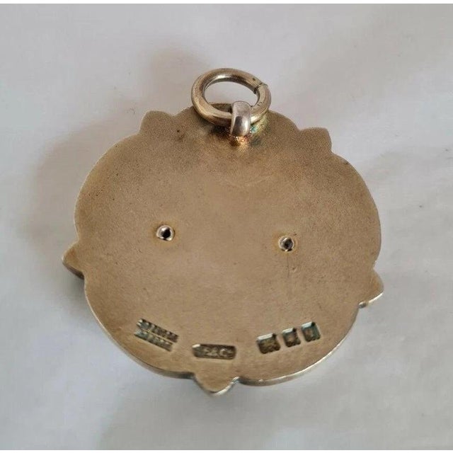 Sterling Silver-Gilt Masonic Presentation Medallion from R. Spencer, 1931 For Sale - Image 4 of 6