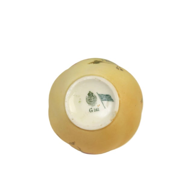 Worcester 19thC. Blush Ivory Cachepot, C.1905 For Sale - Image 9 of 10