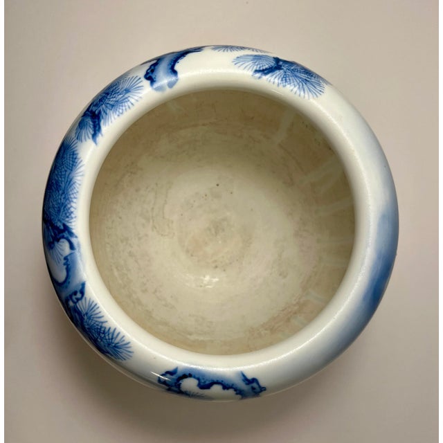 Japanese Meiji 19th Century Japanese Blue & White Porcelain Cachepot by Tominaga Genroku 富永源六 For Sale - Image 3 of 8