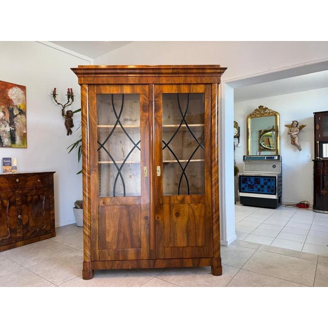 Biedermeier Display Cabinet in Walnut For Sale - Image 5 of 11
