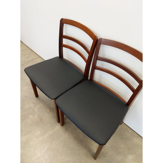 1960s Pair of Vintage Mid Century Modern Dining Chairs by G Plan For Sale - Image 5 of 8
