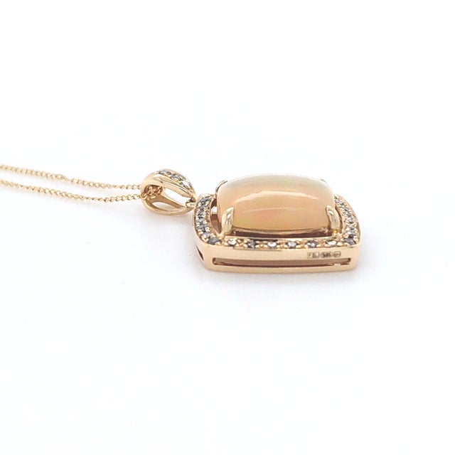Gemstone 1.97ct Opal and Diamond Halo 18ct Gold Pendant Necklace - Fei Liu For Sale - Image 7 of 8
