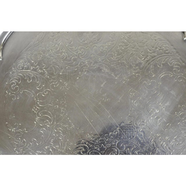 Silver Vintage English Victorian Silver Plated Round Serving Platter Bar Tray With Handles For Sale - Image 8 of 11