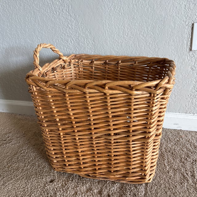 Large Woven Willow Country Basket with Handle. Size: 19"W x 17"D x 15"H (18"H to top of handle) Ideal for laundry, news...
