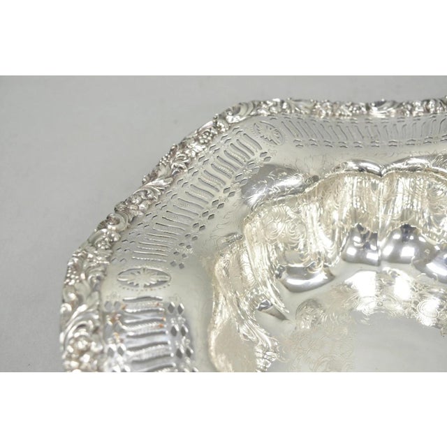 Early 20th Century Webster Wilcox 3236c International Silver Plated Scalloped Centerpiece Bowl For Sale - Image 14 of 18