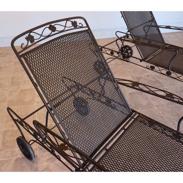 Mid 20th Century Vintage 1960s Woodard Wrought Iron Chaise Lounges, Pair, Floral Scrollwork, Adjustable, With Wheels, Attributed For Sale - Image 5 of 12