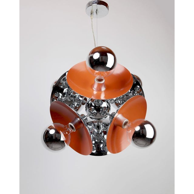 Italian Sputnik Chandelier in Chrome with 6 Silvered Bulbs with Orange Reflectors, 1970s For Sale - Image 3 of 6