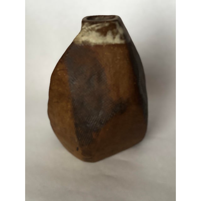 Vintage Ruth Batkin Signed Brutalist Studio Pottery Vase, 8” For Sale - Image 4 of 5